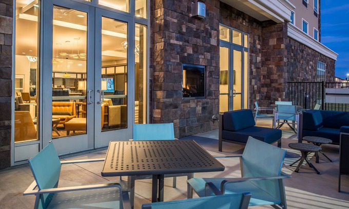 Joplin Hotel | Holiday Inn Joplin by IHG