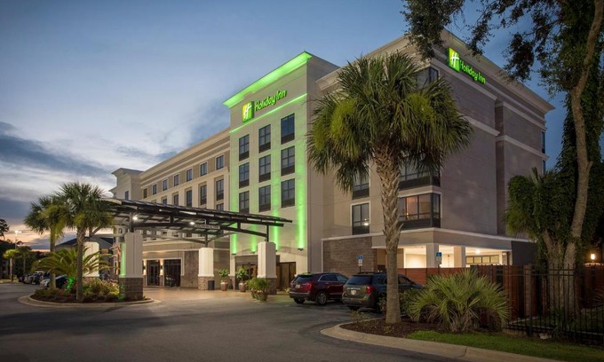 Ferry Pass Hotel | Holiday Inn Pensacola - University Area by IHG