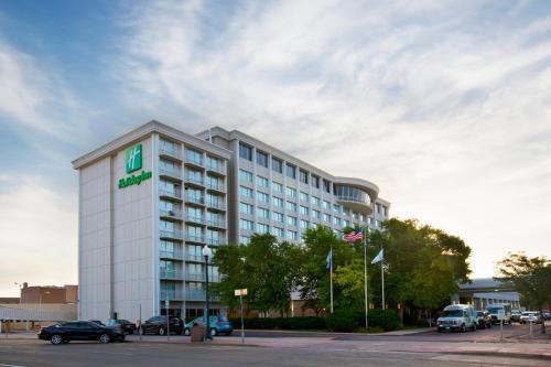 Downtown Hotel | Holiday Inn Sioux Falls-City Center by IHG