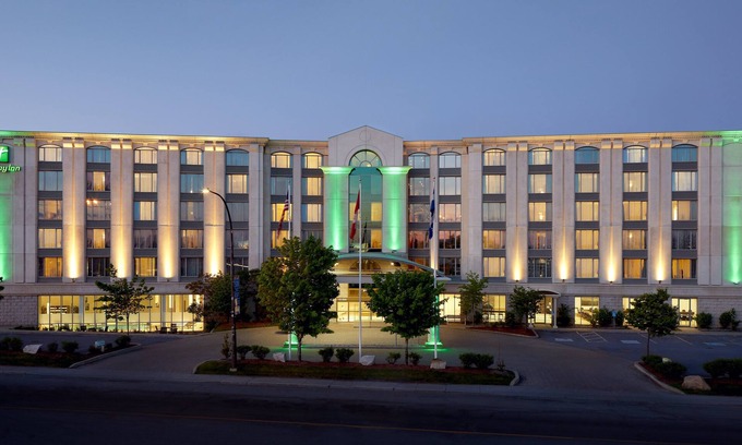 Lachine Hotel | Holiday Inn & Suites Montreal Airport by IHG