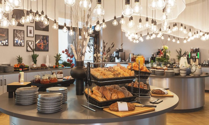 Sindelfingen Hotel | Holiday Inn - the niu, Star Sindelfingen by IHG