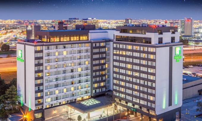 Northeast Mississauga Hotel | Holiday Inn Toronto - Int'l Airport by IHG