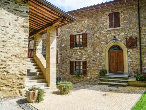 Bivio Lugnano House | Holiday Home in Monte Santa Maria with Pool