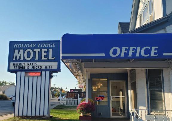 Sheridan Hotel | Holiday Lodge