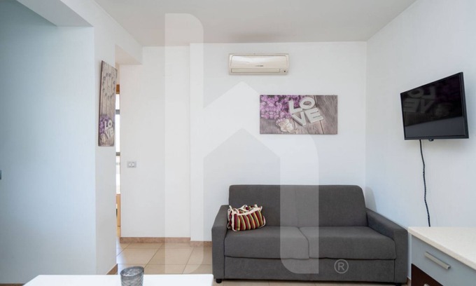 Pineto Apartment | Holiday Rendez Vous 26 - First floor apartment overlooking the pool