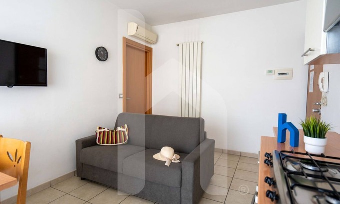 Pineto Apartment | Holiday Rendez Vous 43 - Second floor apartment with Seaview
