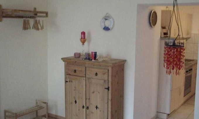 Stralsund Apartment | Holiday Room I - Holiday Room Zur Quelle