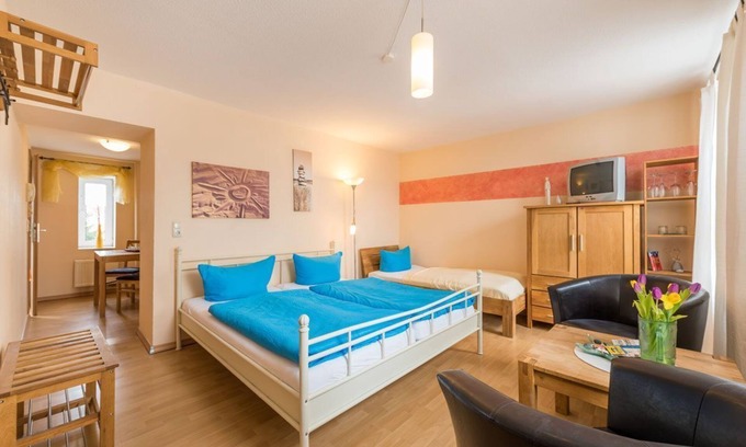 Stralsund Apartment | Holiday room IV - Holiday room "Zur Quelle"