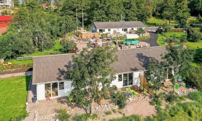 Gerlesborg Apartment | Holidays in sweden - cottage 200 meters from the sea