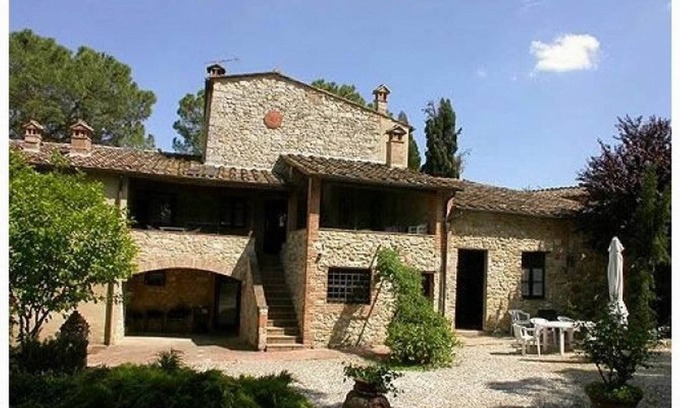 Colle di Val d'Elsa Apartment | Holidays in a former monastery from the 14th century - apartment del soppalco