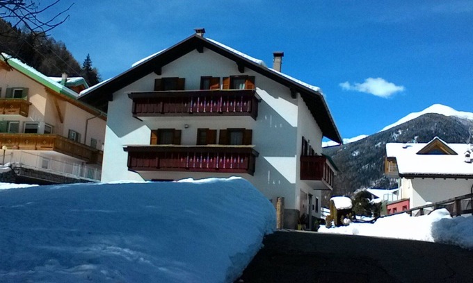 Pellizzano Apartment | Holidays Mountain skiing