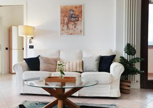 Villa Rosa Apartment | Holihome Coccinella 10