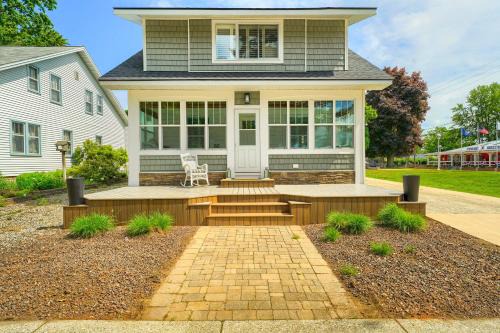 Ottawa Beach House | Holland Getaway about half Mi to Ottawa Beach!