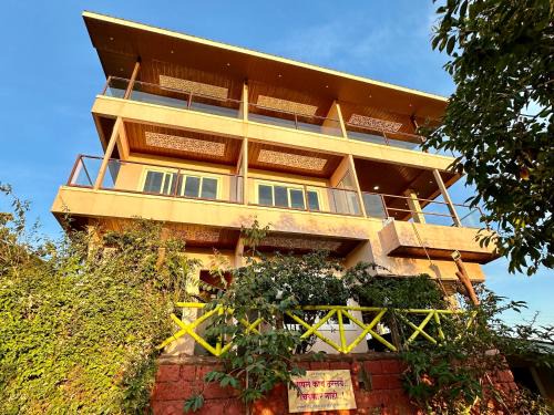 Medha Hotel | Hollywood Palace Resort