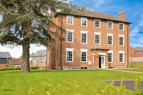 Hereford House | Holmer House Farm
