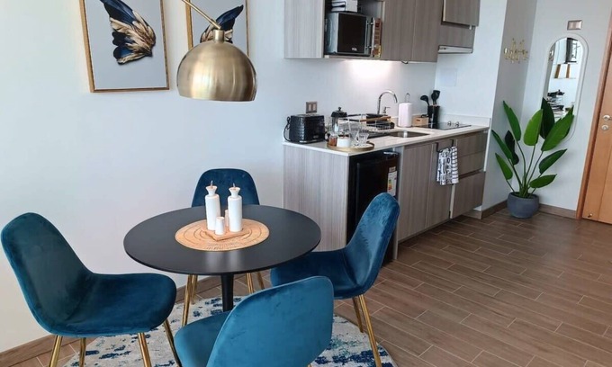 Historical District Apartment | HOM | Precioso Studio Terraza VistaalMar ServicioHOM PNB