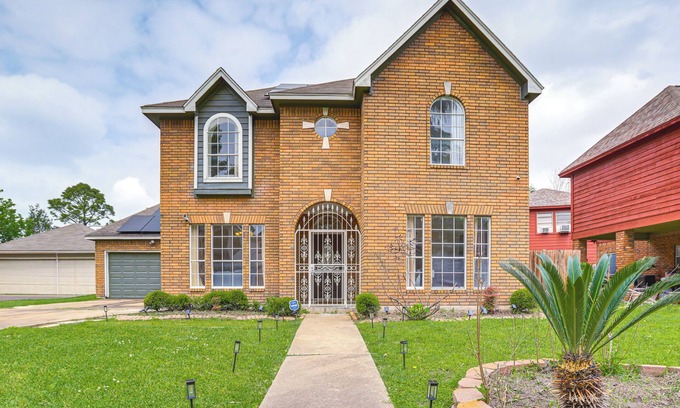 Clodine House | Home 7 Mi to Energy Corridor: Remote-Work Ready!