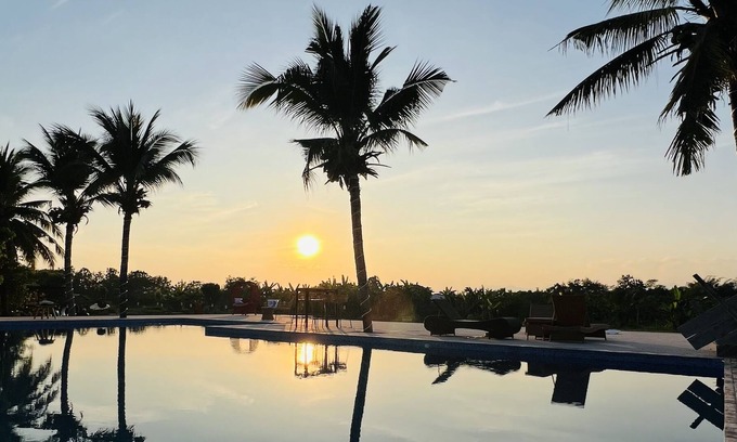 San Pa Thong Hotel | Home at Nine