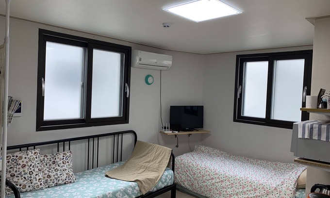 Deungchon-dong Apartment | Home Away from Home for you :)