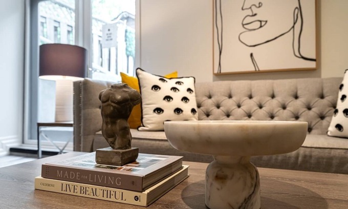 Bedford Park House | Home Away From Home! Gorgeous, 2 Bed Private Apt