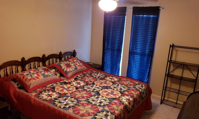 Eufaula House | Home Away From Home Lake House
