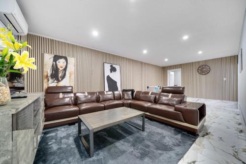 Titirangi Apartment | Home Away From Home