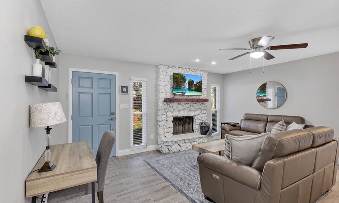 Winter Park House | Home Away from Home- Winter Park