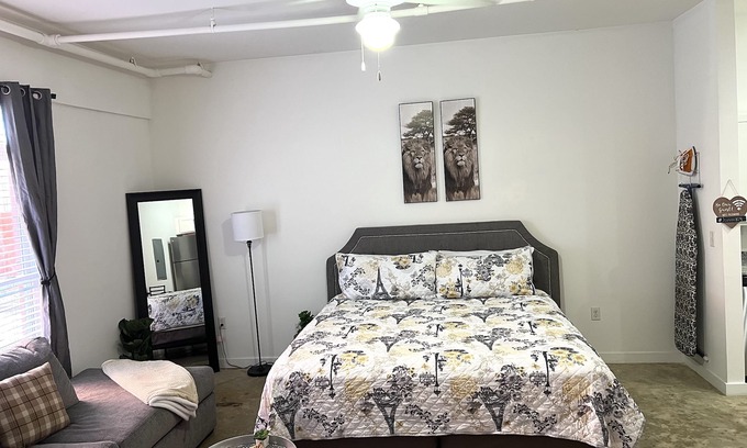 Medical District Apartment | Home Away Loft in Downtown Memphis