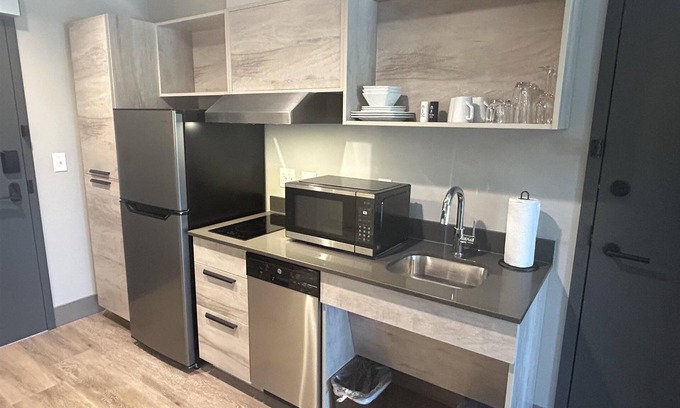 Walkerton Hotel | @HOME by Best Western Walkerton
