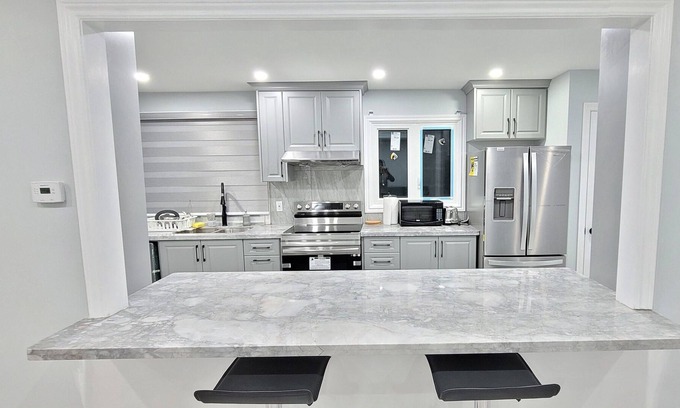 Lakeport House | Home Close to Niagara Falls