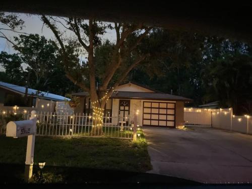 West Lealman House | Home close to Saint Pete Pier quiet Spacious