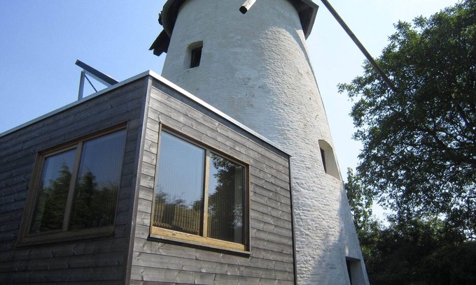 Horebeke House | home in the Flemish Ardennes between the meadows