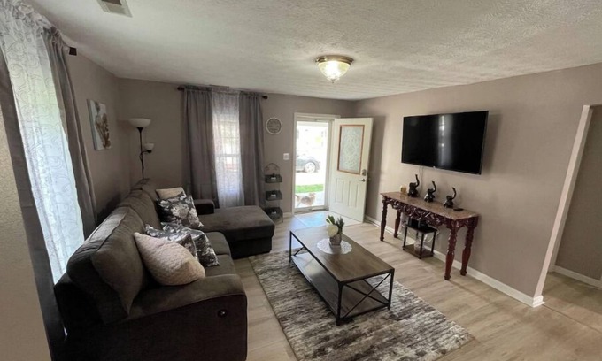 Liberty House | Home in Liberty