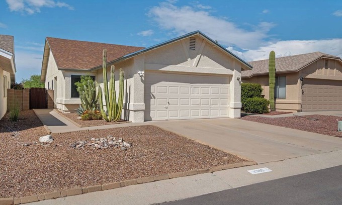 Casas Adobes House | Home in North Tucson. Appealing 2 bed, 2 bath, 2 car garage single family home.