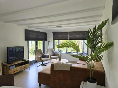 Garderen House | Home in the dancing forest, cleaning included