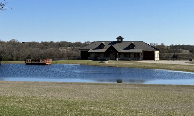 Weston House | Home on 30 acres with pond
