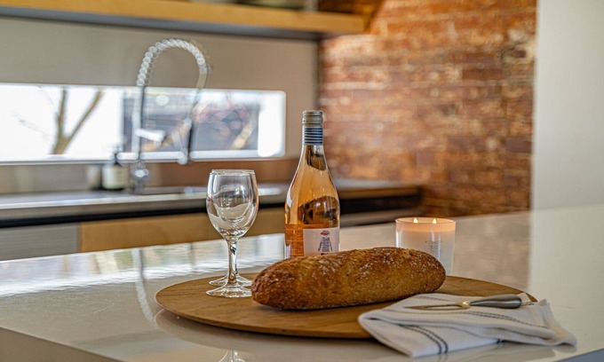 Armidale House | Home on Rusden, TOP NOTCH