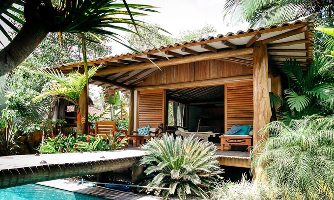 Itamambuca House | Home style balines (blockhouse) with pool, Jacuzzi, sauna and overlooking the sea