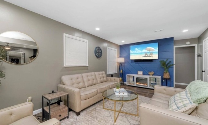 Normal House | Home suitable for Construction & crew workers