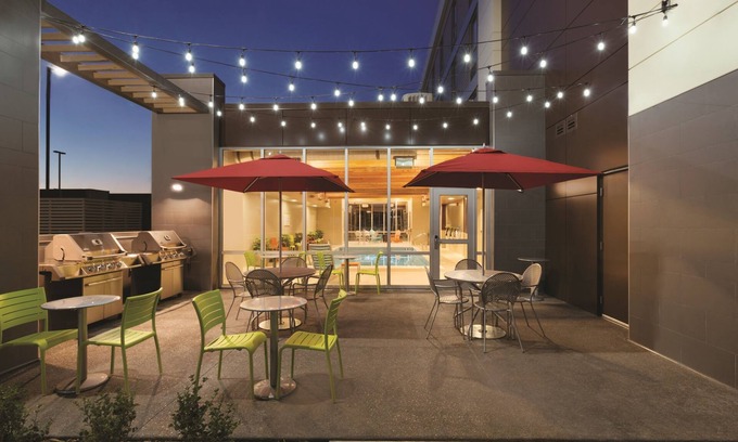 Fort St. John Hotel | Home2 Suites by Hilton Fort St. John