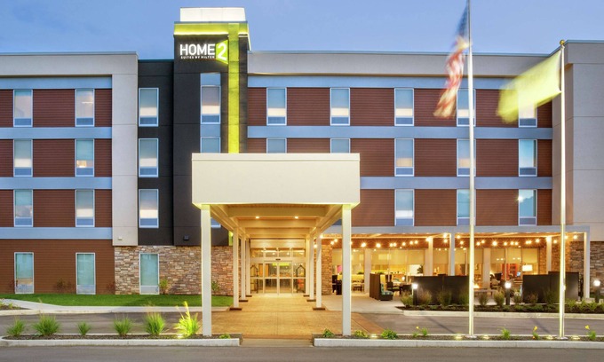 Acton Hotel | Home2 Suites by Hilton Indianapolis South Greenwood