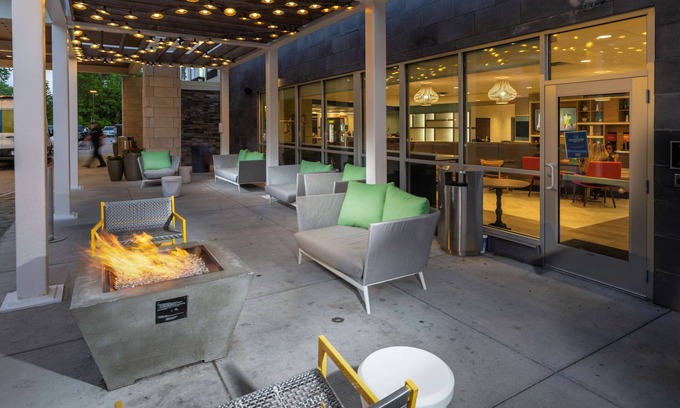 South Loop Hotel | Home2 Suites by Hilton Minneapolis Mall of America