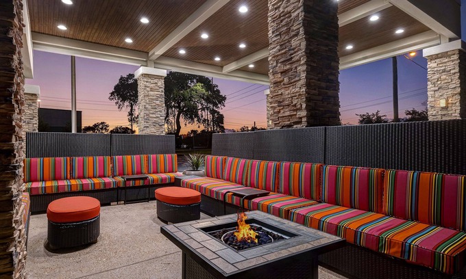 Pensacola Hotel | Home2 Suites by Hilton Gulf Breeze Pensacola Area