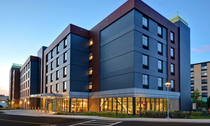 Dorchester Hotel | Home2 Suites by Hilton Boston South Bay