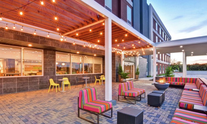 La Porte Hotel | Home2 Suites by Hilton La Porte