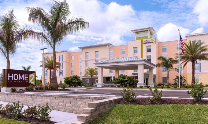 Laurel Hotel | Home2 Suites By Hilton Nokomis