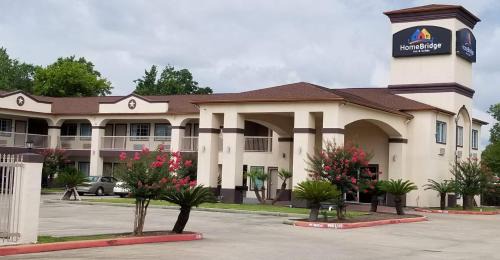 Oaks Historic District Hotel | HomeBridge Inn and Suites