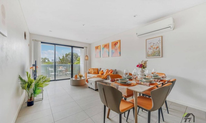 Homebush Apartment | Homebush3房可住7人配套厨房大公寓