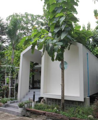 Lat Krabang Ski Chalet | Homeku Guesthouse Room 3 Cozy Stay Close to Suvarnabhumi Airport