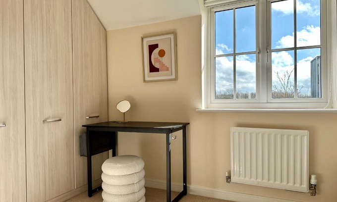 Bicester House | Homely 3 bedroomed House in Bicester